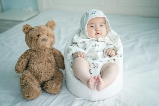 塔城怀孕多久会长痘痘